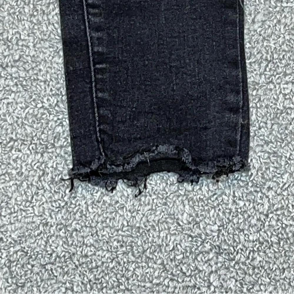 Free People Jeans Mid Rise Skinny Pull On Womens 27 Black Stretch Frayed Hems
